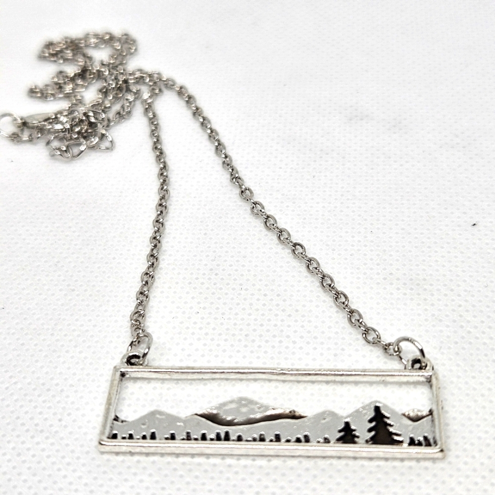 Necklace rectangle with the mountains
